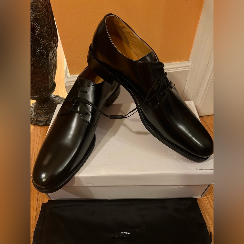 express shoes - Picture 1 of 7